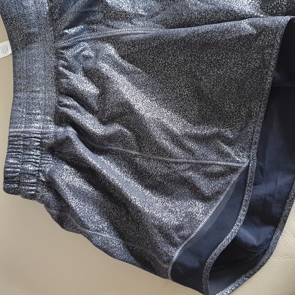Lululemon iridescent short shorts - Picture 11 of 11